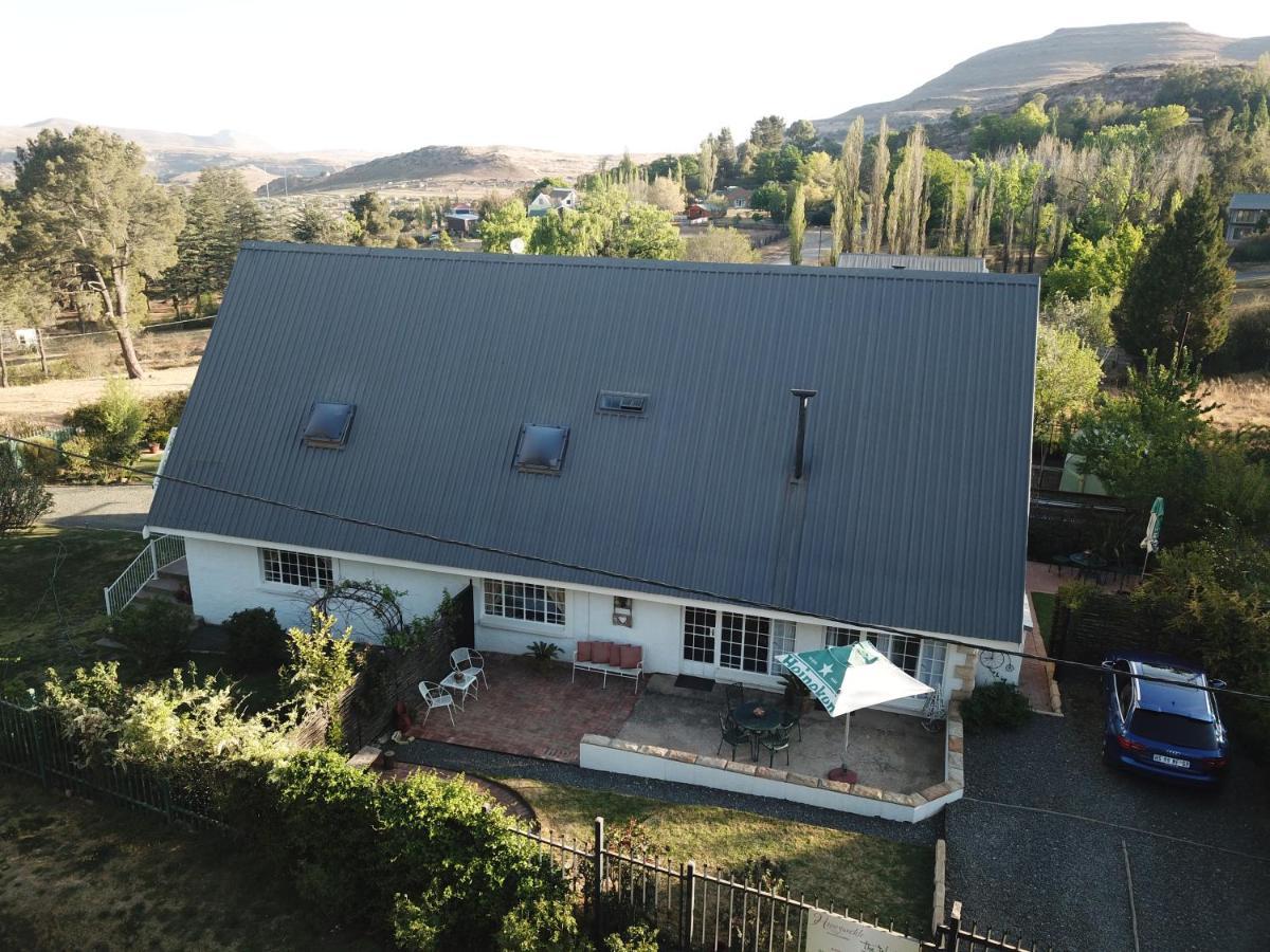 Hotel Honeysuckle Clarens Zewnętrze zdjęcie